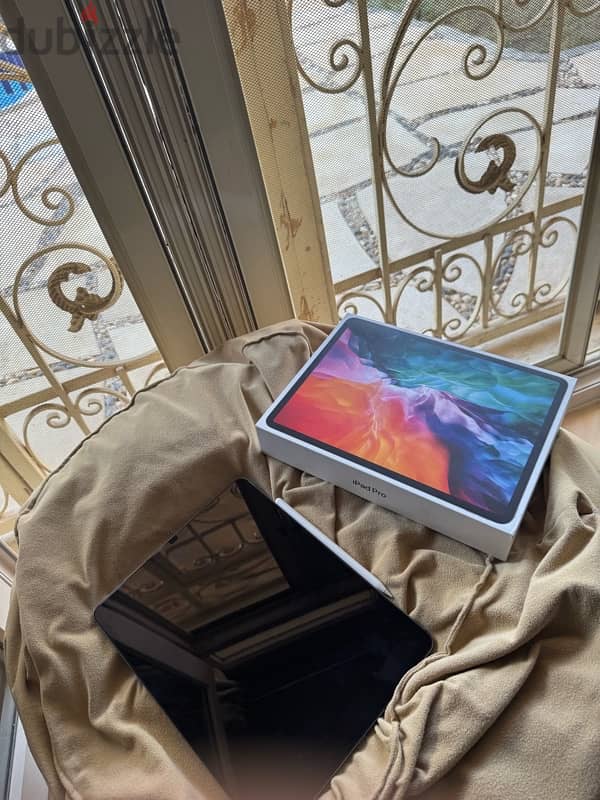 ipad pro 2020 12.9 in لسرعة البيع 1