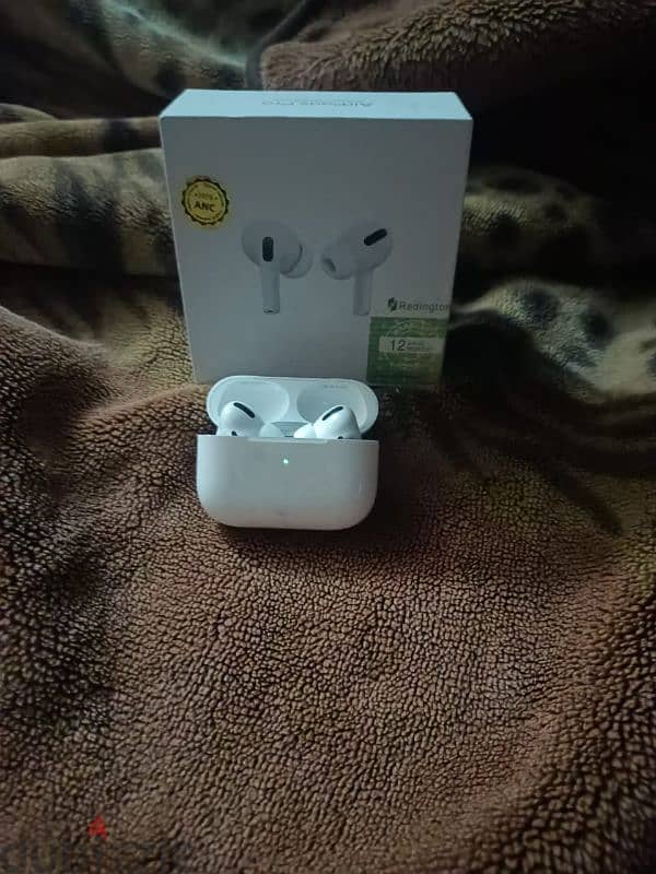 سماعه Airpods مستعمله ٣ شهور حالته نضيفه جدا  هاي كوبي 1