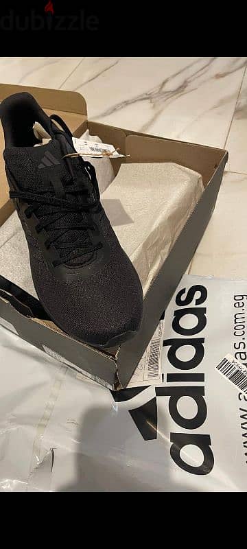 New Adidas shoes 46 with box and invoice 0