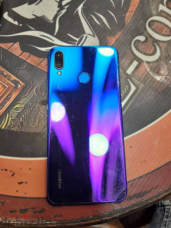 HUAWEI nova 3i 0