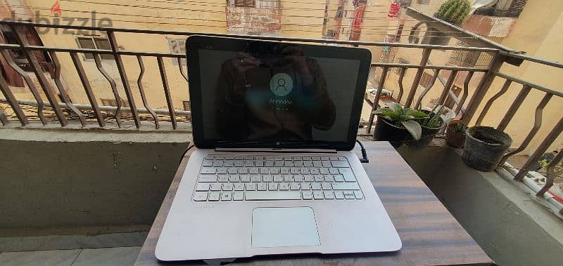 لاب وتابلت ويندوز تاتش وكيبورد hp  i5 رابع حاله محترمه يعمل بالشاحن 4