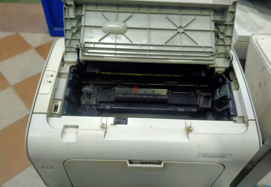 برنتر hp laser jet P1005 ابيض اسود 2