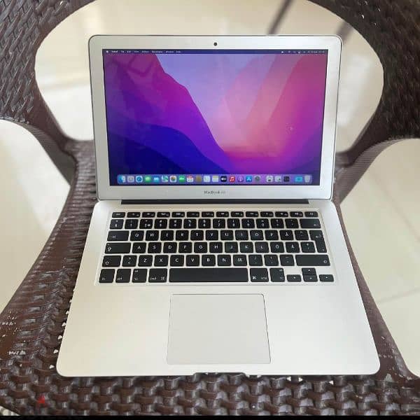 macbookair2017 للبيع او البدل ب pc 1