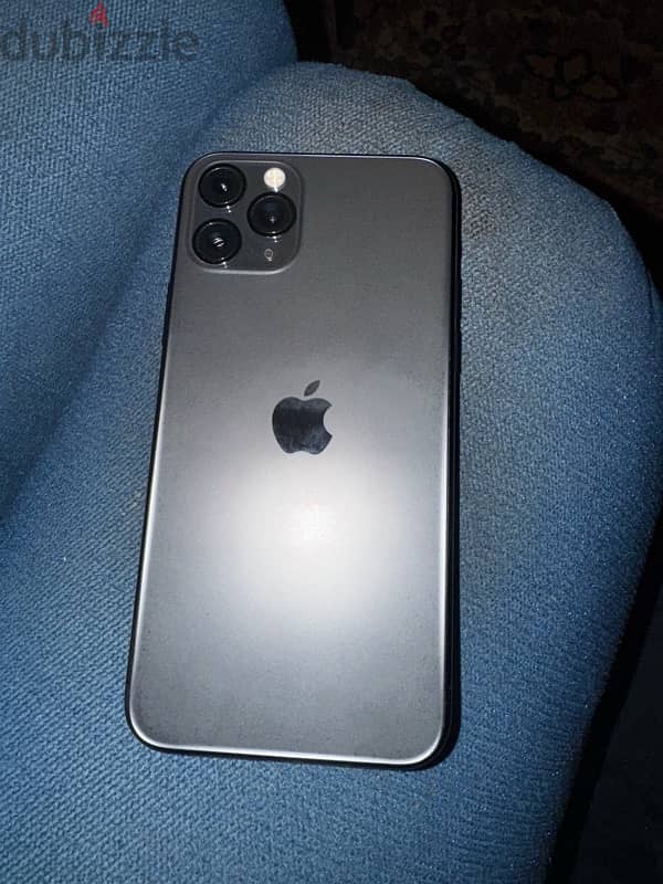 iphone 11 pro 2