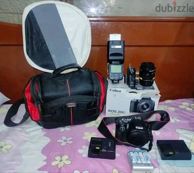 ياتحلق يامتلحقش Canon 200D بكل مشتملاتها لقطة