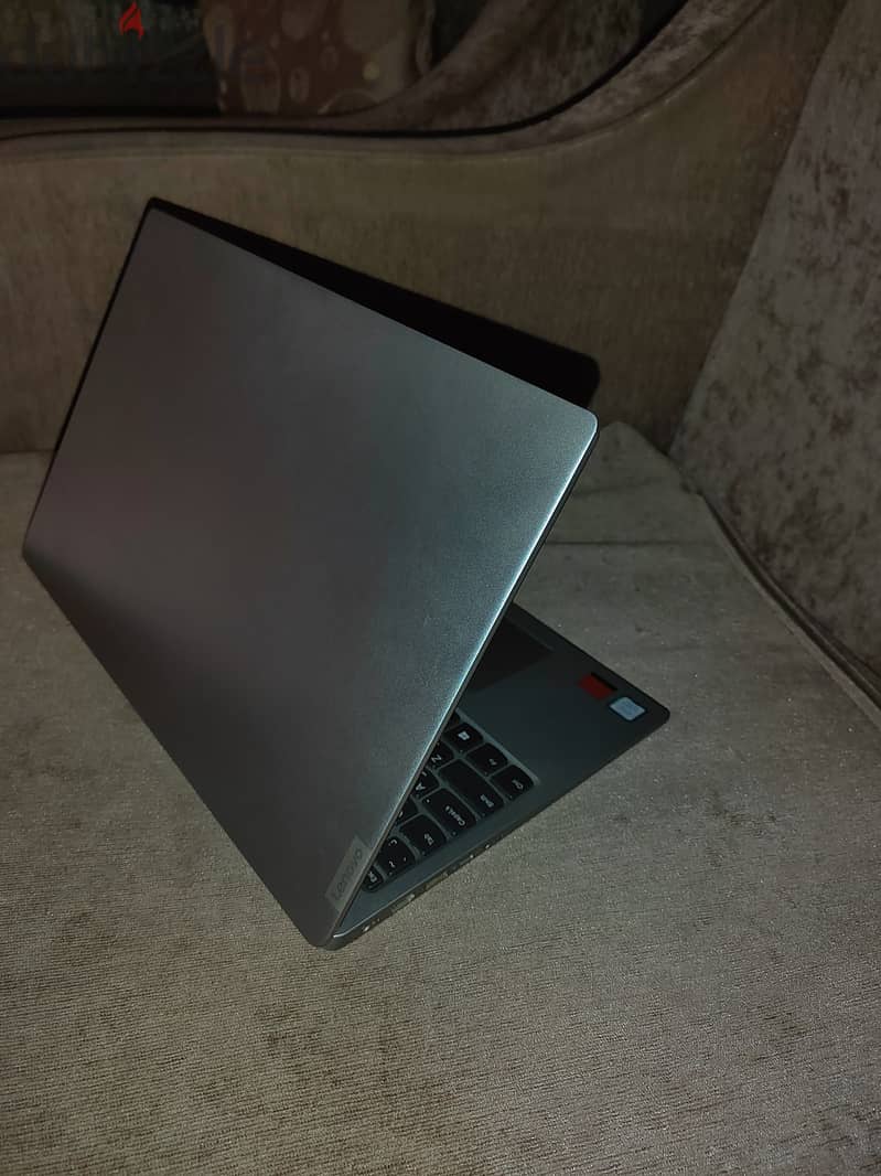 Lenovo Ideapad 330S !للبيع: لابتوب لينوفو ايدياباد بحالة ممتازة 12