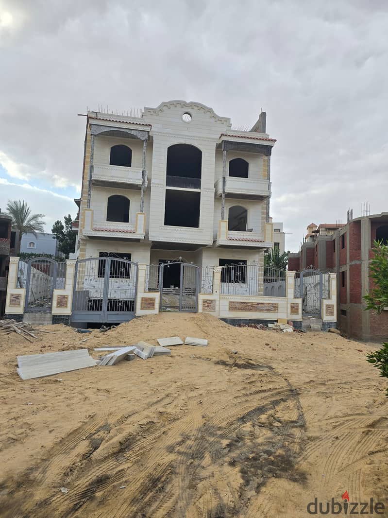 Duplex for sale in Shorouk City 0