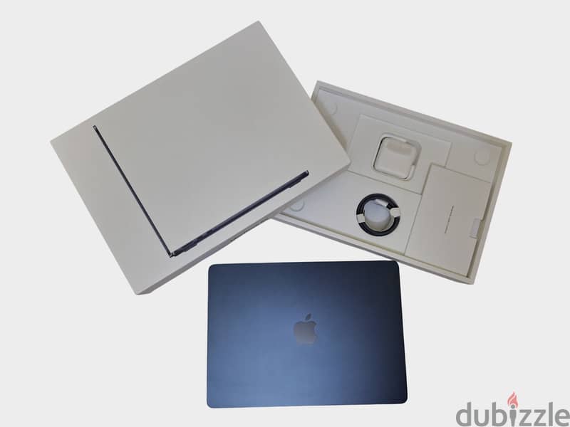 Macbook air M2 13" - 265GB - Midnight - كسر زيرو بالضمان 3