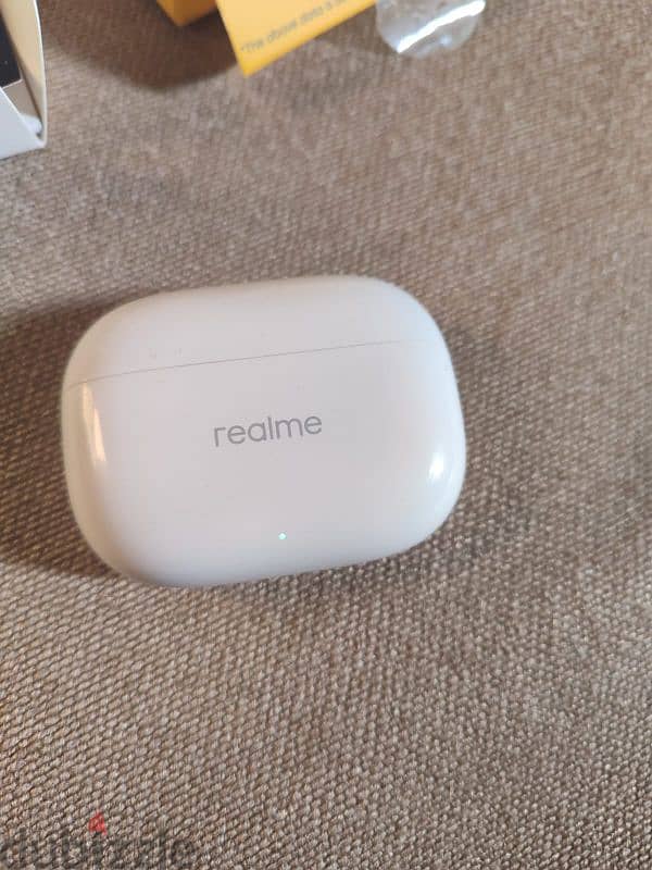 realme Bud's T300 2