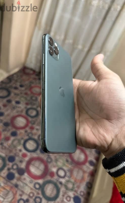 iphone 11 pro max 3