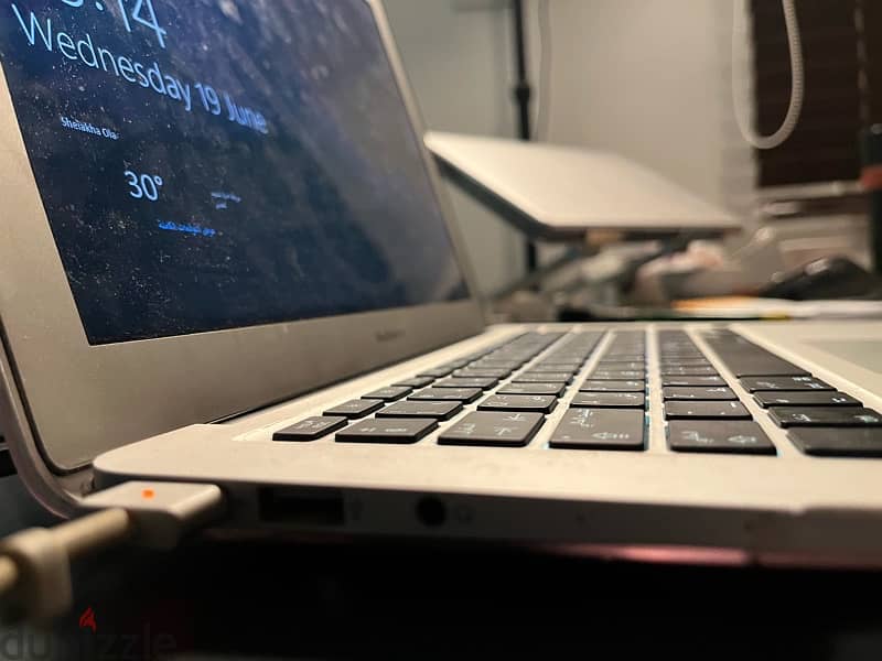 Macbook air 2017 (256 ssd) 3