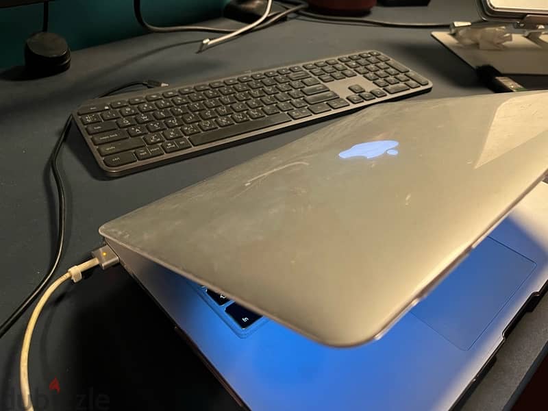 Macbook air 2017 (256 ssd) 5