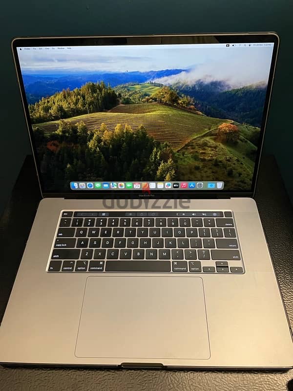 MacBook Pro (16-inch, 2019) Core i9, 32 GB RAM, 2TB SSD 1