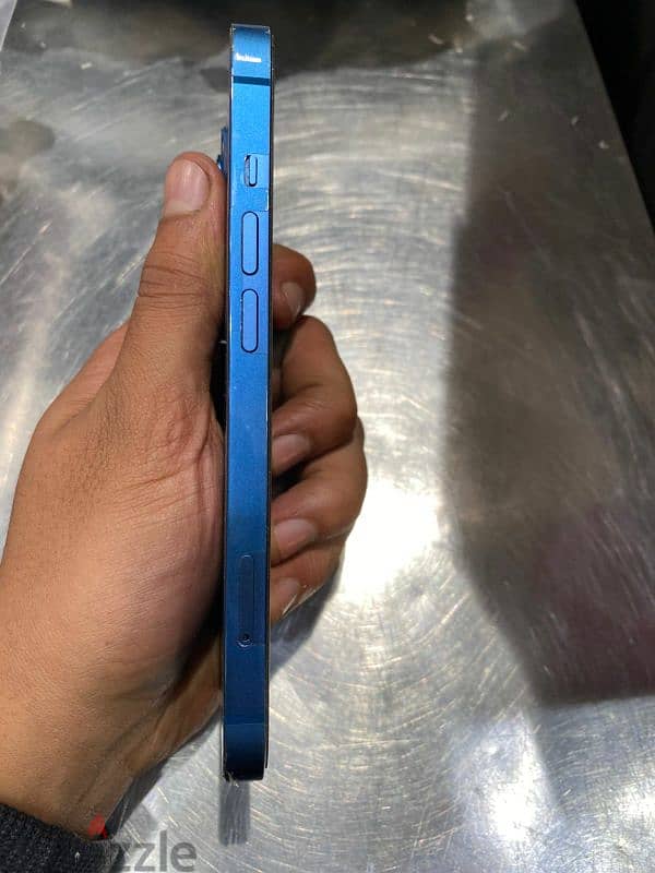 i phone 13 blue 5