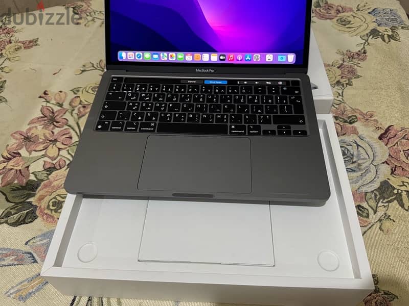 Macbook Pro M2 512GB بحالة ممتازة بطارية ٩٩٪؜ بكل حاجته 6