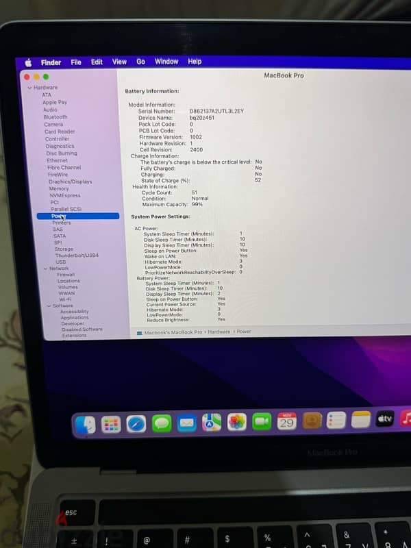 Macbook Pro M2 512GB بحالة ممتازة بطارية ٩٩٪؜ بكل حاجته 8