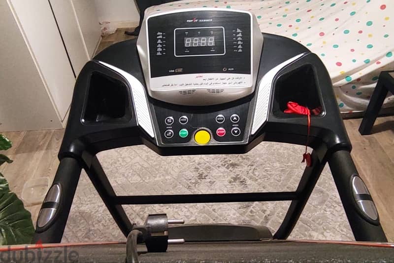 Multifunctional electric fitness treadmill and has a wonderful screen 0