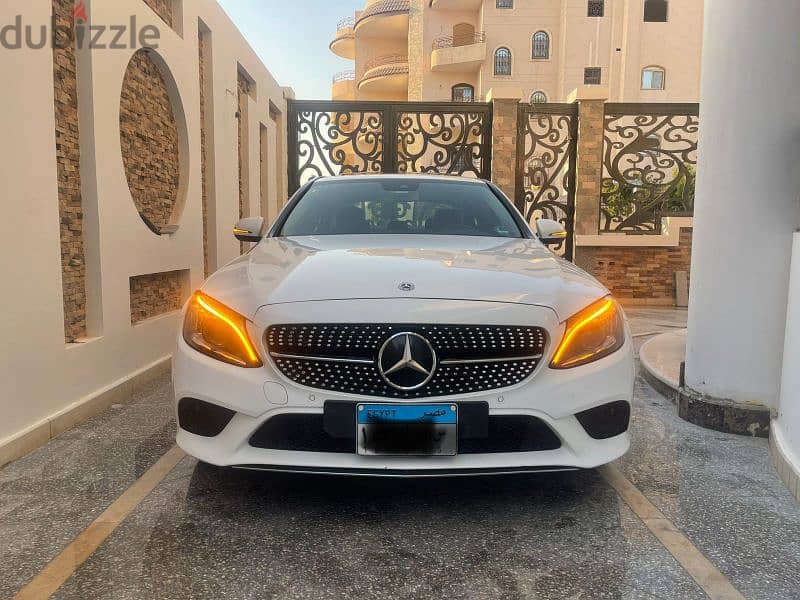 Mercedes-Benz C200 2019 0