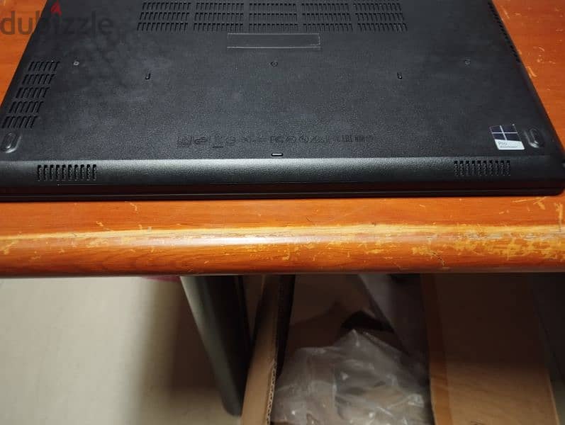 dell latitude E5570 3