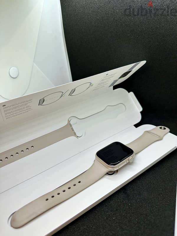 apple watch series 8 45mm - ساعة ابل سيريس ٨ كسر زيرو 3