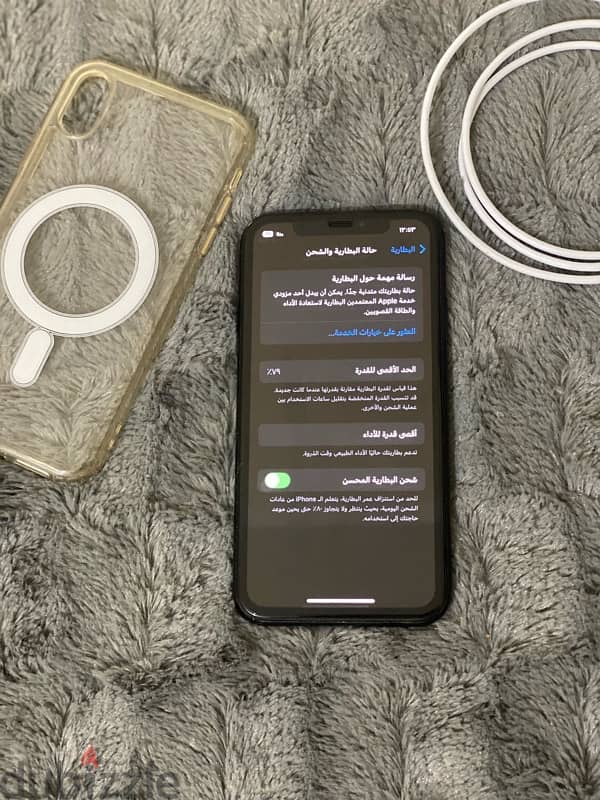 آيفون XR مساحه ١٢٨ بطاريه ٧٩ للبيع او البدل 2