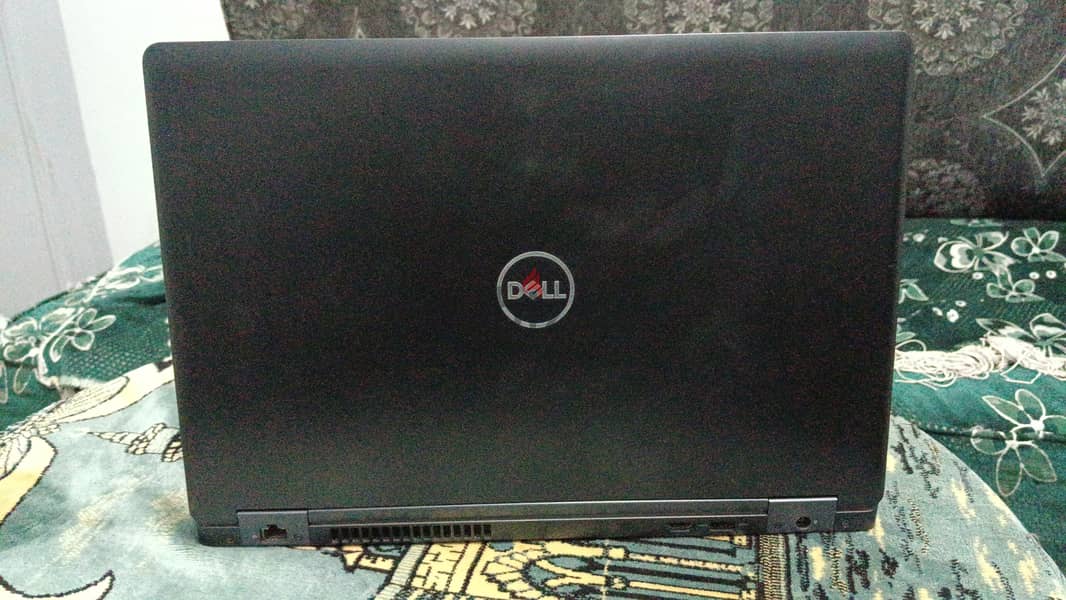 Dell latitude 5590 3