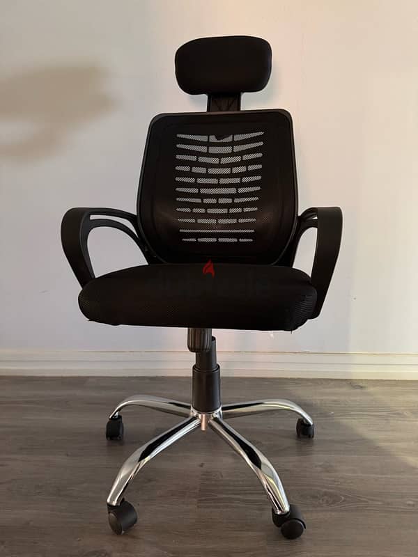 adjustable office chair - كرسي مكتب 1