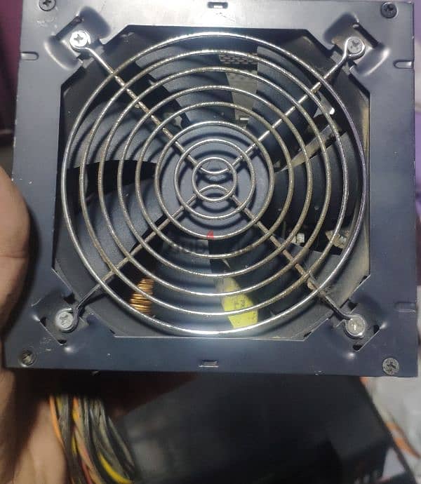 power supply فعلي w 500 w  و 600w 1