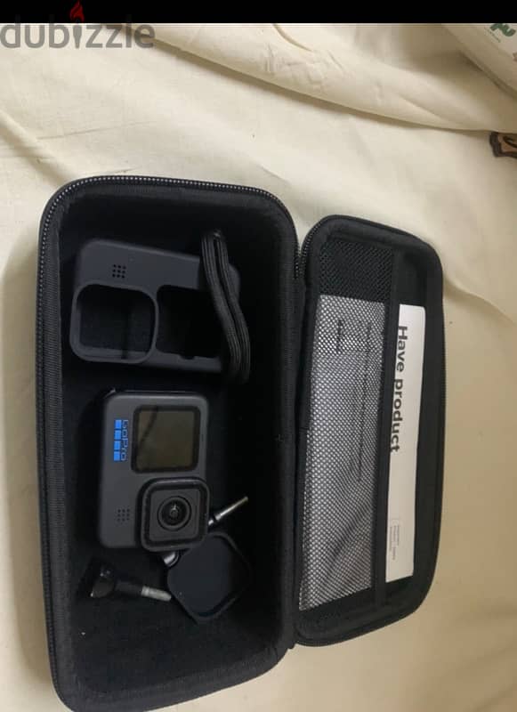 go pro hero 11 with cover from UAE like new 0