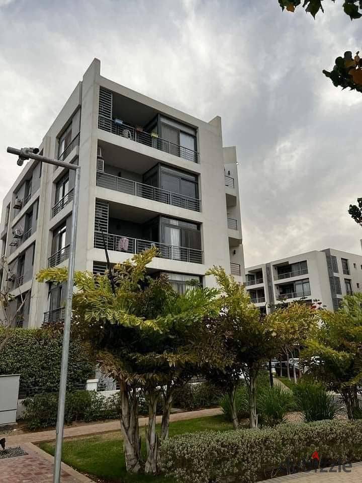 Two bedroom apartment for sale in Taj City  next to Madinaty Direct  on the Suez Road and directly in front of the airport  in installments 0