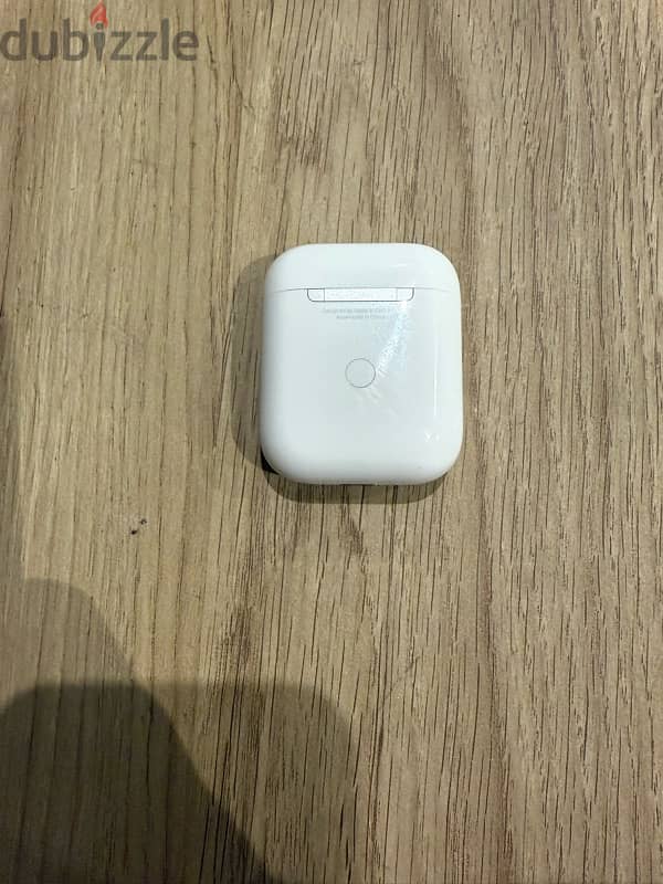 Airpods 2nd generation with wireless charging case 4