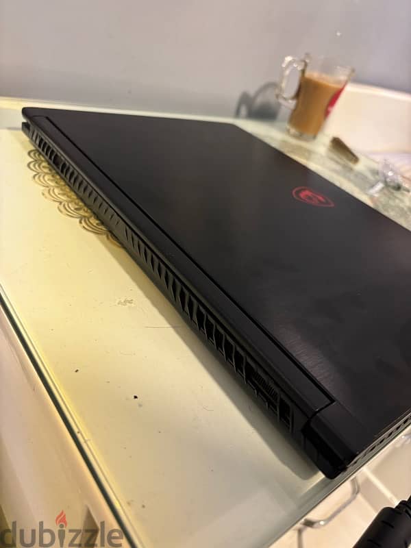 MSI gf65 thin 9sd 10