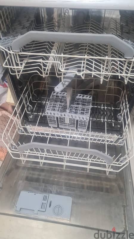 ariston dish washer 14 mimber 1