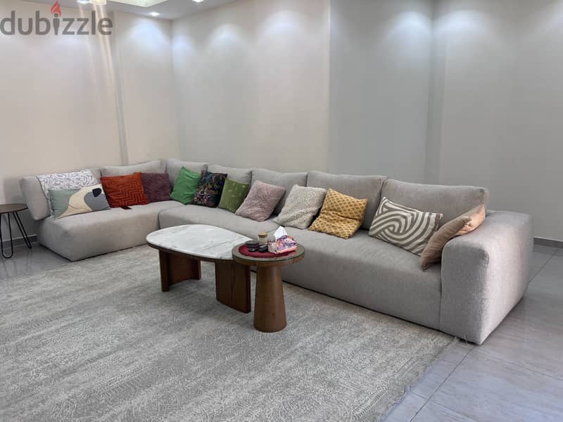 كنبيه L shape living room 2