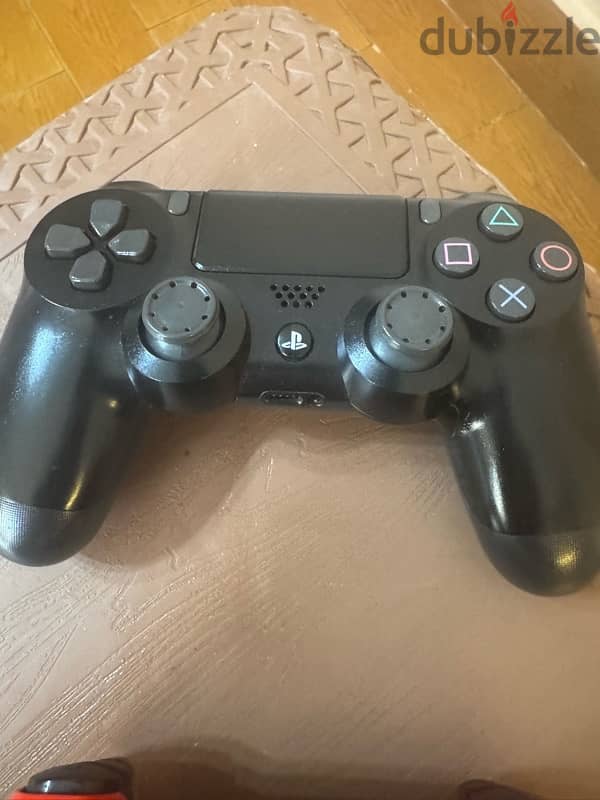 original joystick PS4 from UAE 2