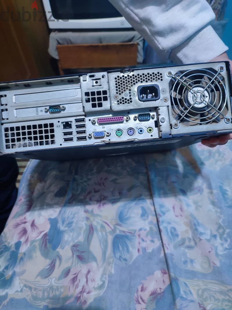 كمبيوتر hp7700 0