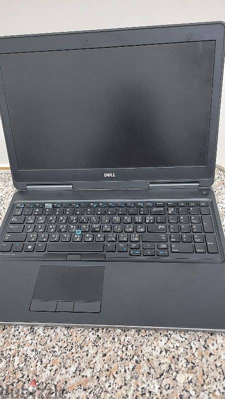 للبيع لاب توب Dell Precision 7520 0