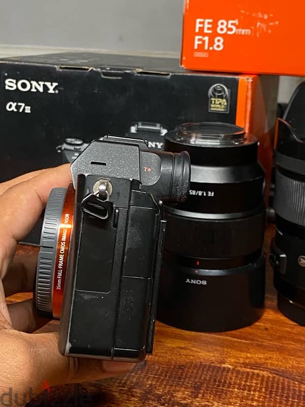 Camera sony A7lll with box Shater 30k  + sony 85 /1.8f with box 6