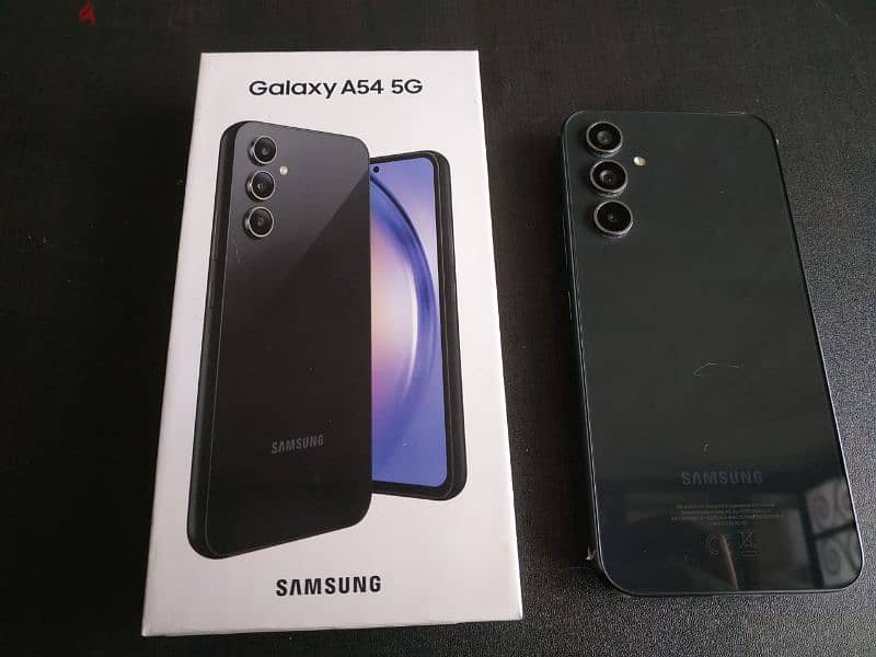 Samsung A54 5G 8/256 استخدام شهر 1