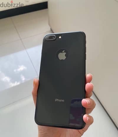 IPHONE 8 PLUS 64gb 75 battary like neww