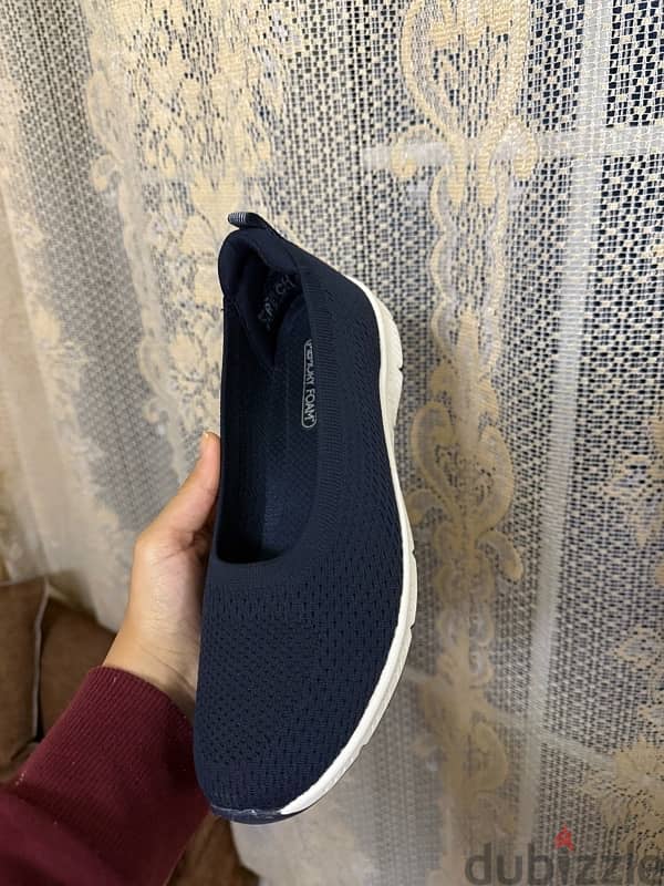 Skechers new بأقل سعرر 3