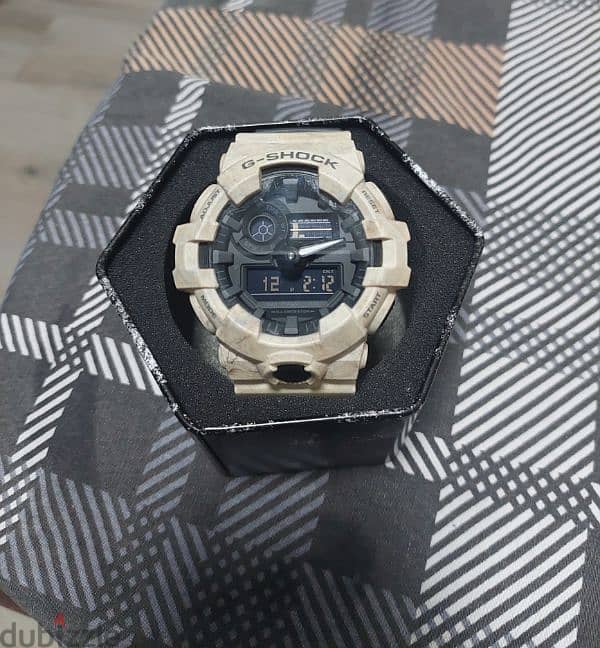 Casio G-Shock GA-700WM-5ADR 3