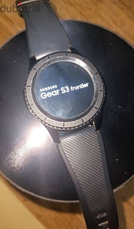 ساعة سمارت سامسونج gear s3 frontier بالكرتونة وكل مشتملاتها 4