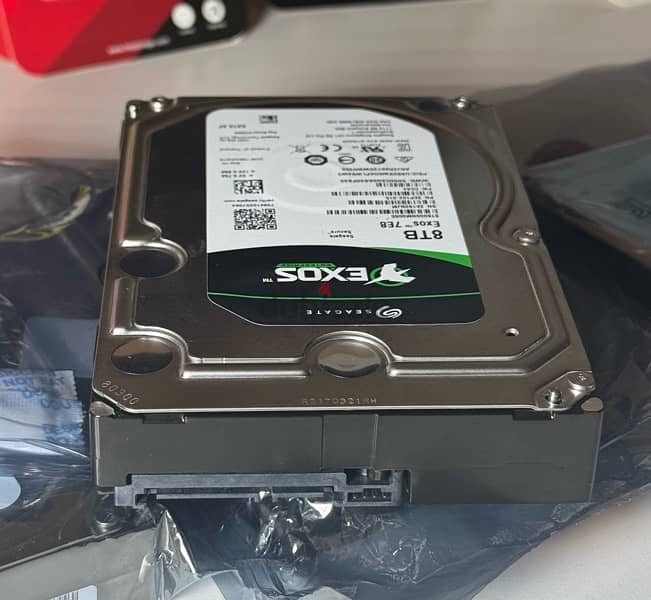 Seagate 8TB Exos 7E8 7200 rpm SATA III 3.5″ Internal HDD 10