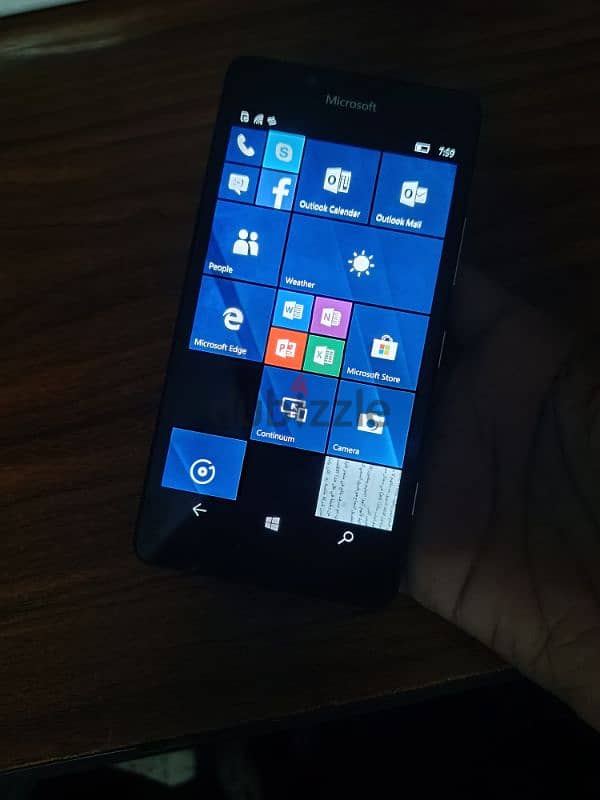 Microsoft Lumia 950 2