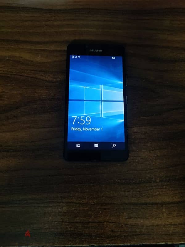 Microsoft Lumia 950 3