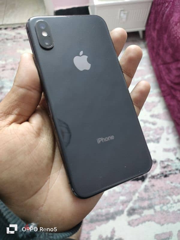 iPhone XS 0