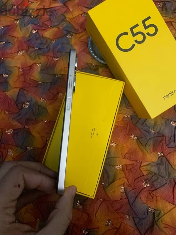 Realme C55 3