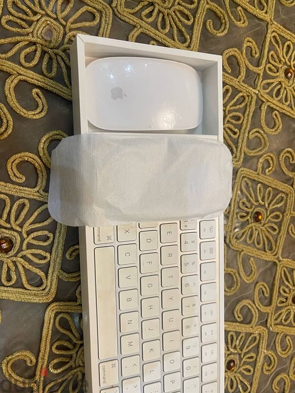 keyboard & mouse wireless Apple 0