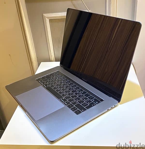 ماك بوك برو MacBook Pro 15 inch 2018 TouchBar Core i7 16GB RAM 256 SSD 2